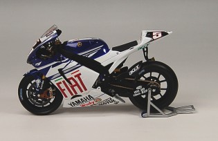 2007ヤマハ YZR-M1 FIAT YAMAHA C.EDWARDS