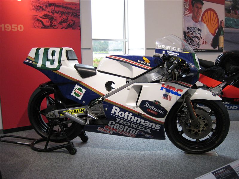 1985年のダブルチャピオンの時のマシン