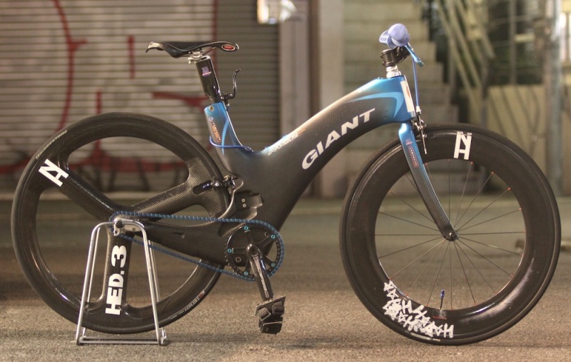 マジでリアはカーボンサスペンションのほうが動力性能よさそうですが…・・・