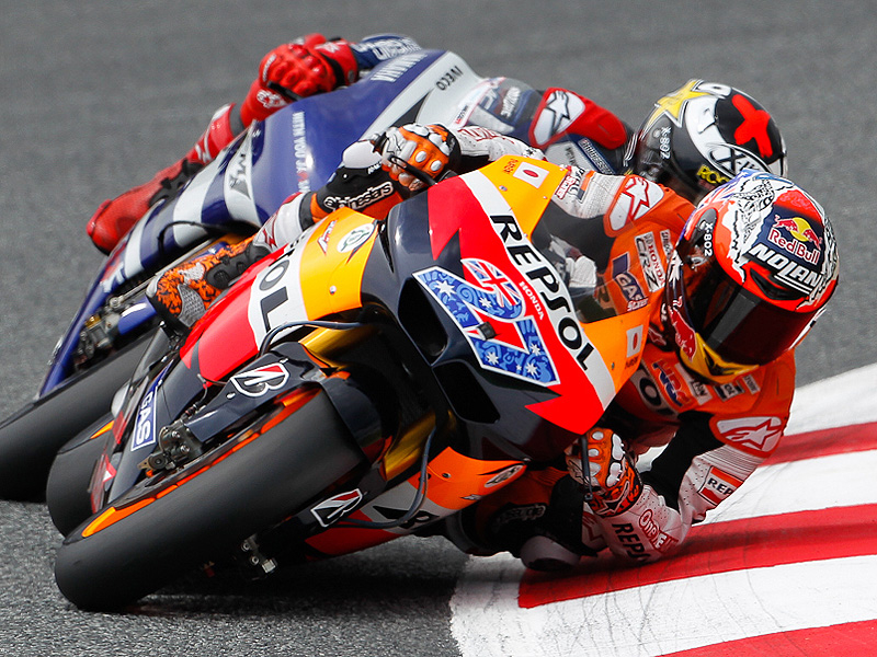 ストーナーとロレンソのハンドル垂れ角の違い