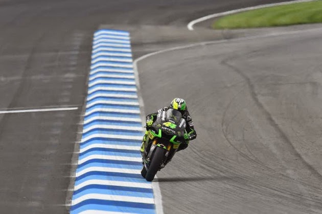 インディアナポリスの縁石は鉄製で、タイヤやホイールのダメージが大きいそうです。